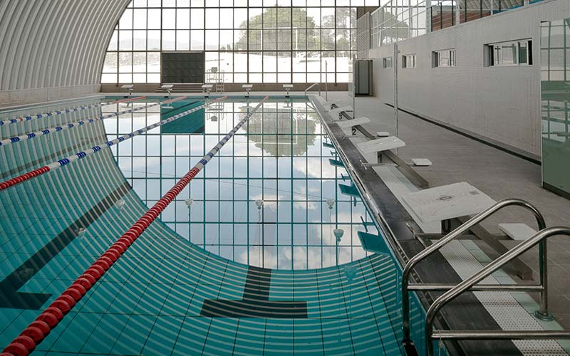 合用于酒店泳池，水疗中心，度假村泳池，健身俱乐部泳池，水上娱乐中心，健身房泳池以及较量泳池。